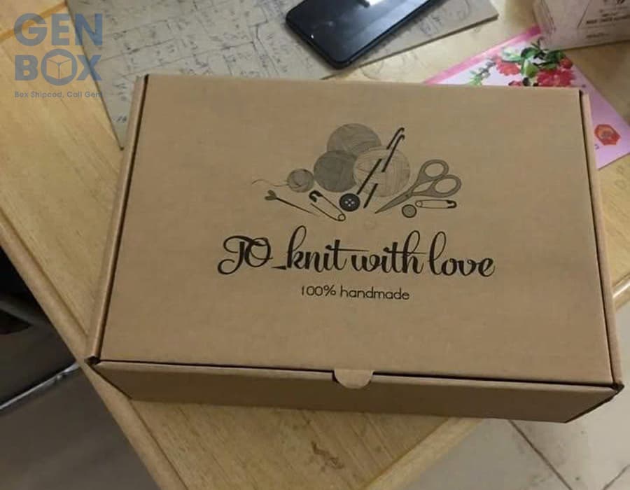 Ảnh: Hộp Carton In Logo Thể Hiện Cam Kết & Sự Chuyên Nghiệp Của Doanh Nghiệp
